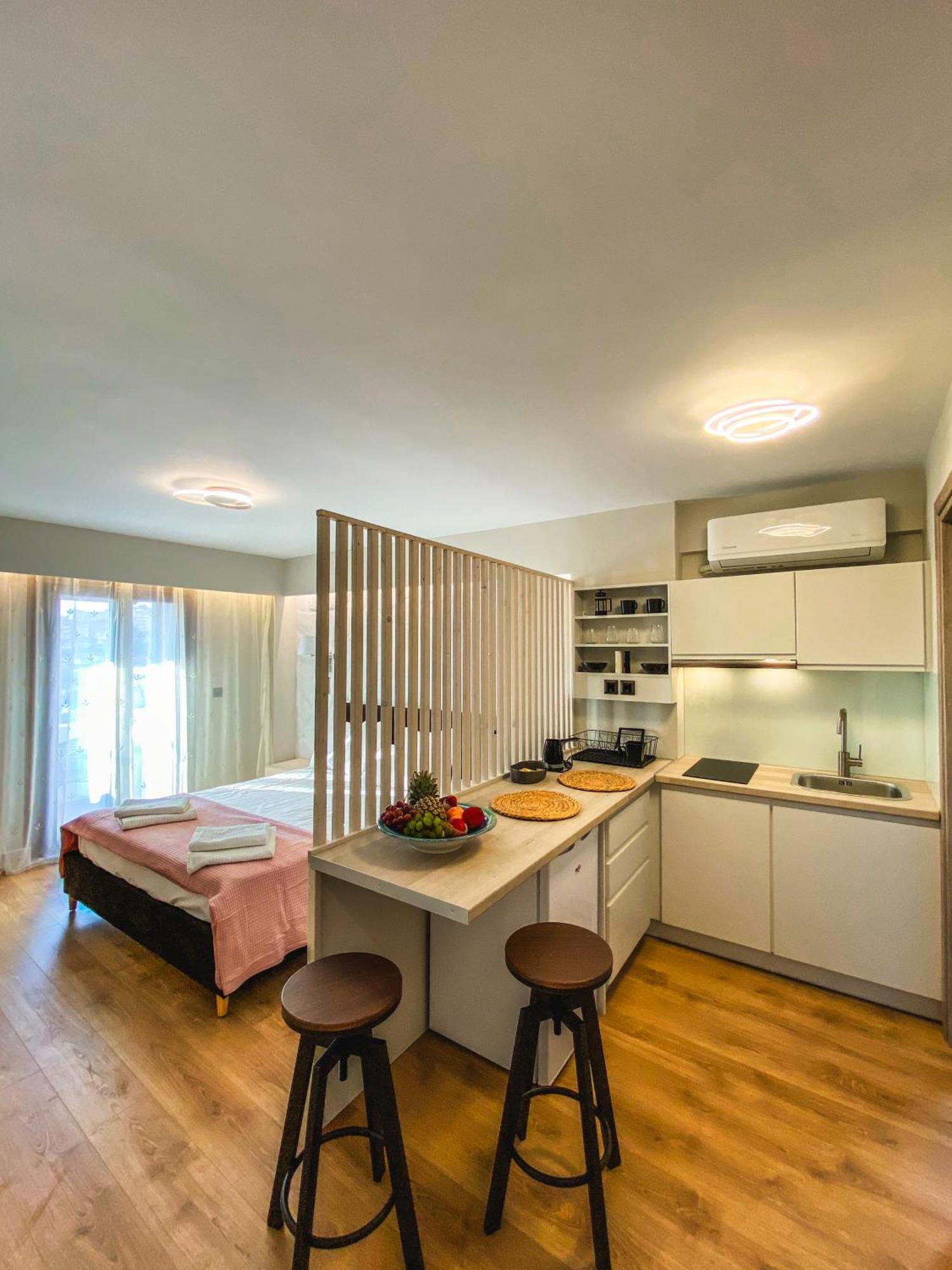 Apellou Apartments Самос Екстериор снимка