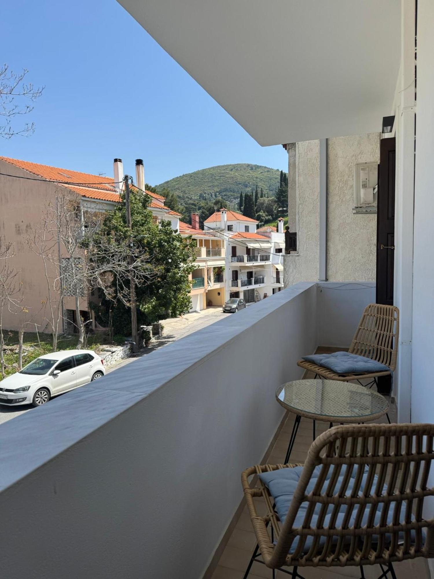 Apellou Apartments Самос Екстериор снимка